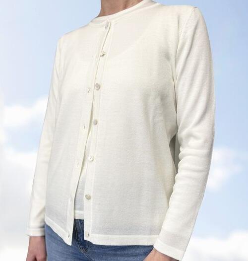 cardigan a maglia rasata in lana merino 100%