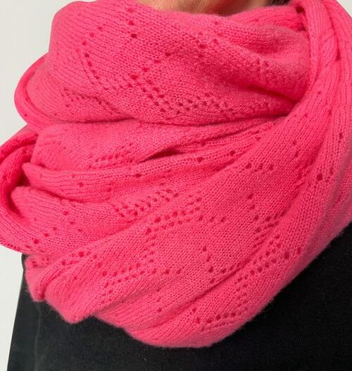 sciarpa lavorazione in pizzo cashmere 100%